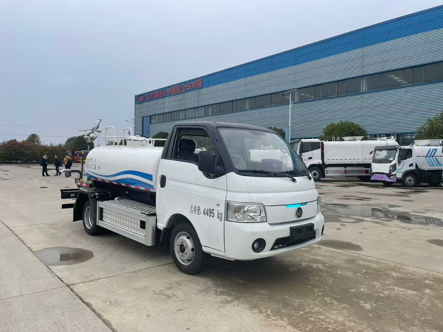 程力壹為2.5方純電動(dòng)灑水車