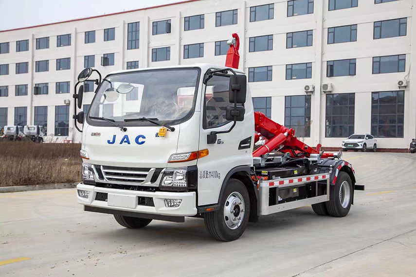 江淮駿鈴純電動(dòng)車廂可卸式垃圾車圖片2