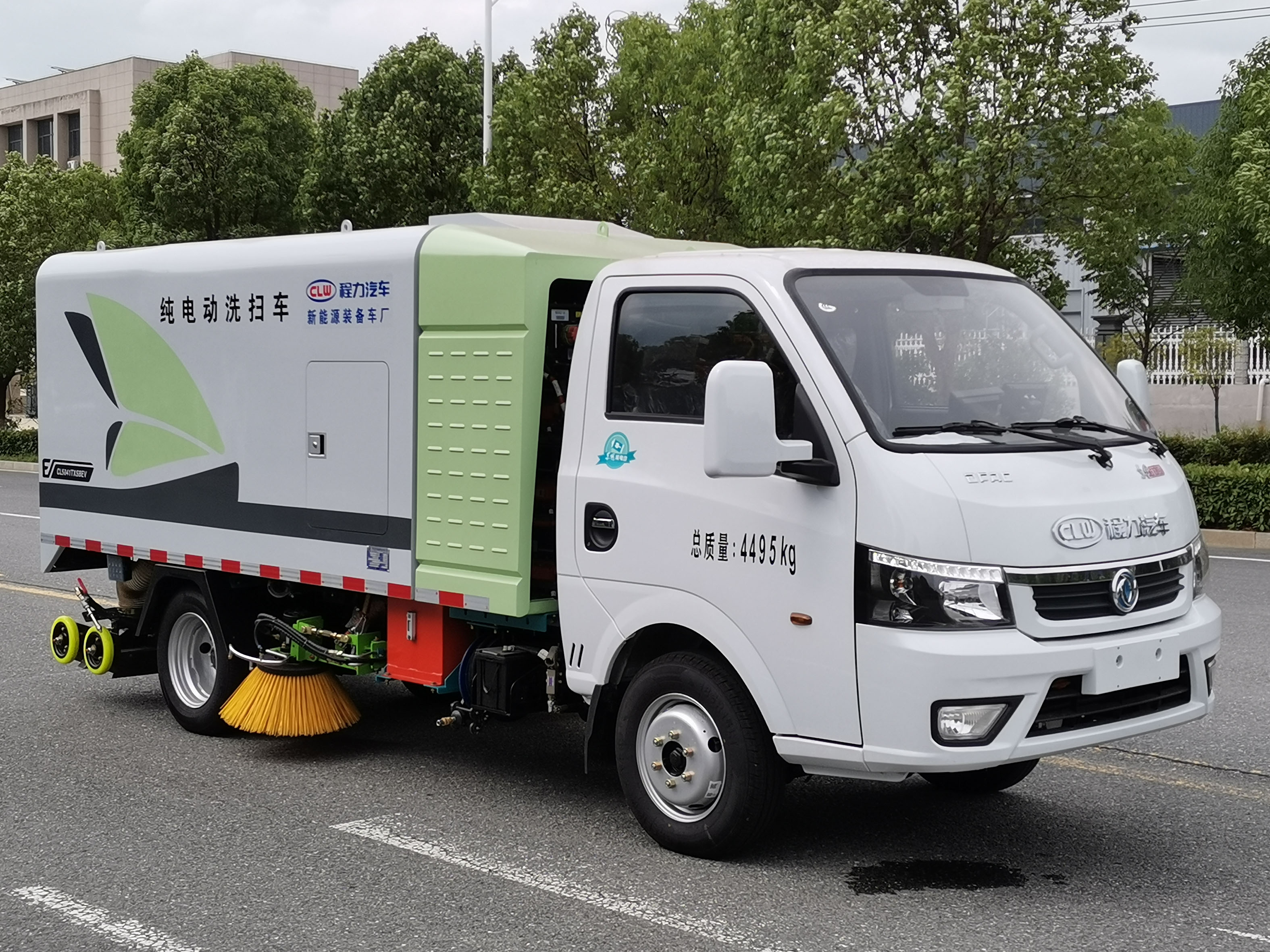 東風(fēng)途逸純電動(dòng)3.8方多功能洗掃車