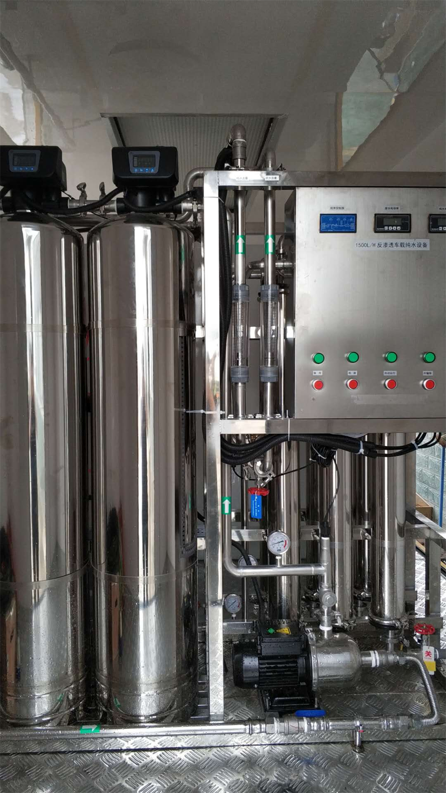 東風天錦凈水車(后勤保障車)圖片5