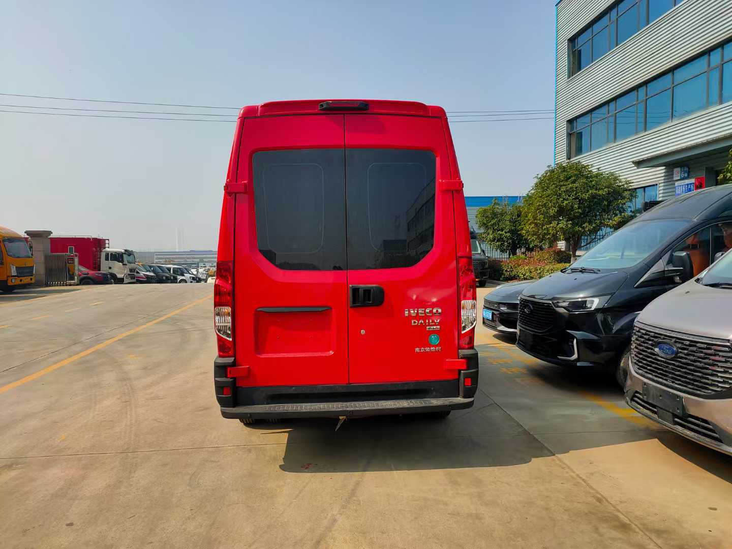 IVECO依維柯多功能搶險車工程救險圖片5