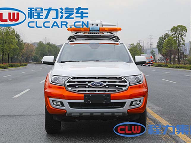 福特撼路者4*4指揮車(chē)圖片3